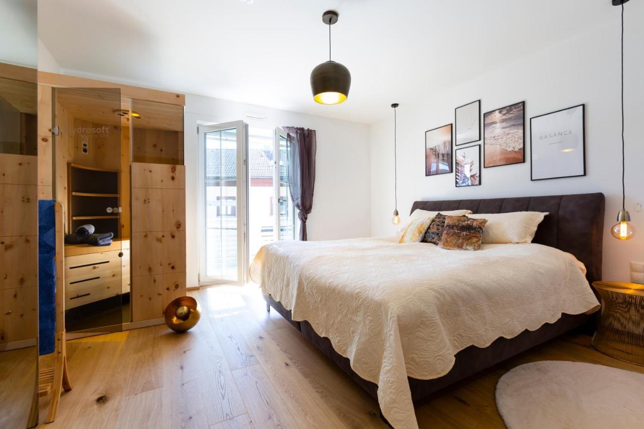 Ad Fontes Mit Bergblick & Sauna Apartment *